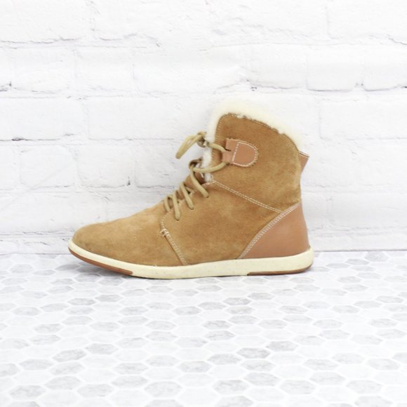 EMU Australia Shoes - SALE! EMU Australia Suede Shearling Ankle Boots 8
